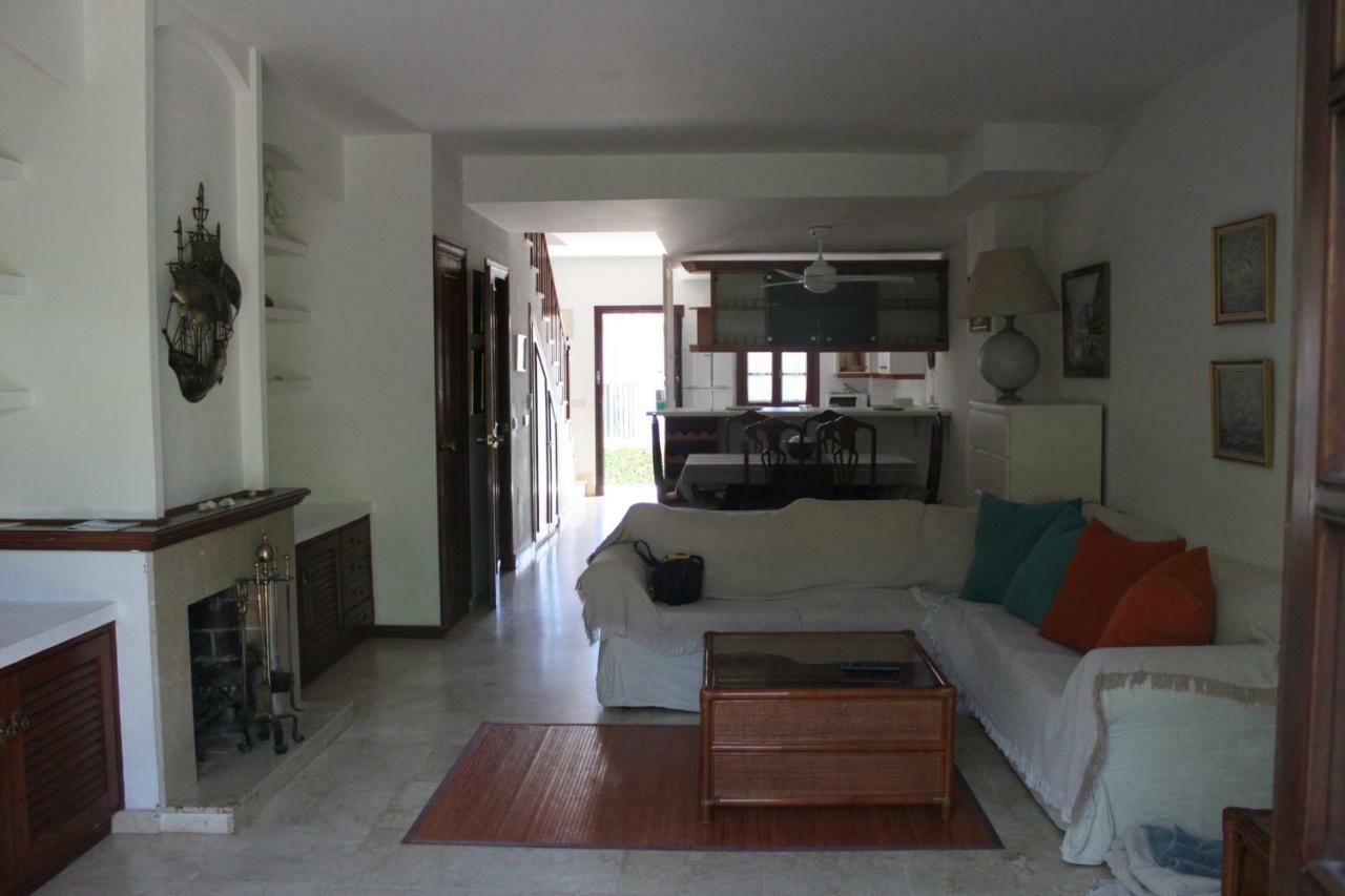 Adosado Junto Al Mar Villa Estepona Eksteriør billede